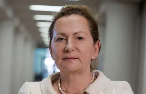 prof. Katarzyna Grabowska - zdjęcie portretowe