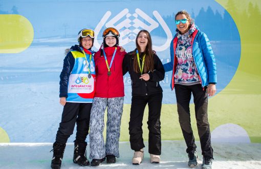 from left: Wiktoria Rogalska (Szczecin), Anna Banachowicz (TUL), Agata Skalska (TUL) and Marta Daleka (AZS); Photo credit: Wiktor Bubniak, Agencja Reklamy FIVE