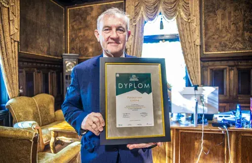 Rector with a diploma for the Technical University of Lodz