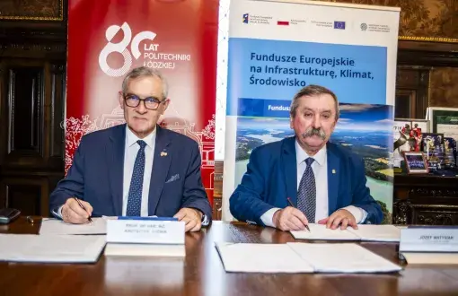 Sygnatariusze umowy rektor prof. Krzysztof Jóźwik i zastępca prezesa Zarządu NFOŚiGW Józef Matysiak