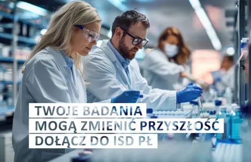grafika informacyjna z napisem na tle 3 naukowców w laboratorium
